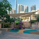 Burj Khalifa View Stay - Downtown Elegance - Chalethomes