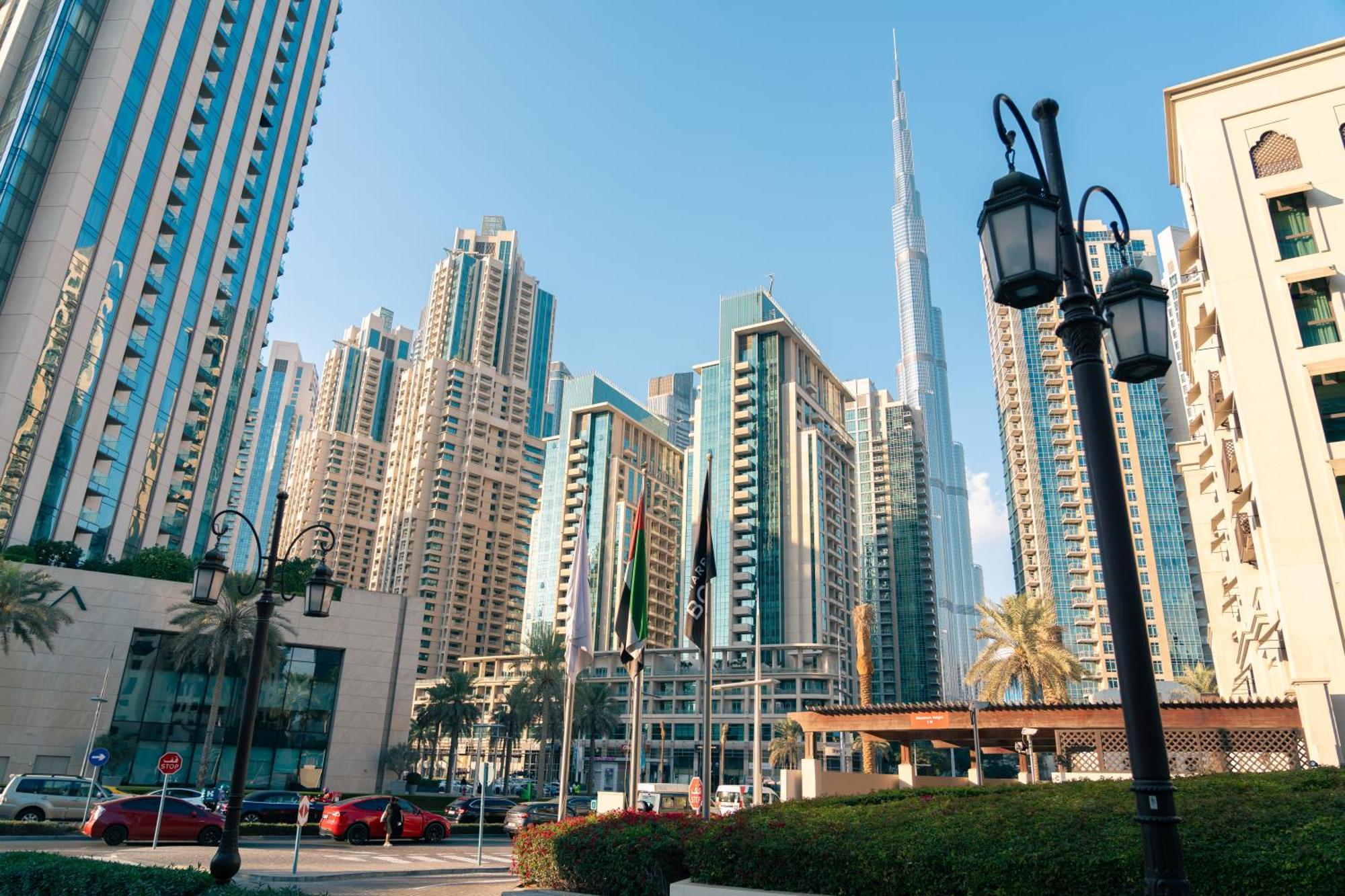 Burj Khalifa View Stay - Downtown Elegance - Chalethomes *